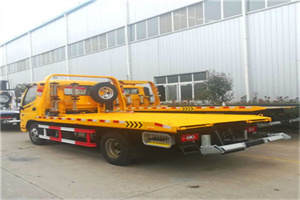 和林格尔附近拖车救援搭电